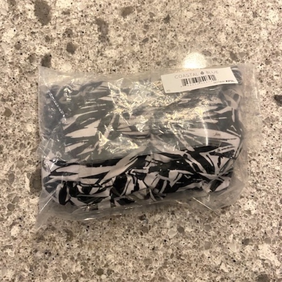 🍍 Coastal Blue NWOT Crisscross Halter Tankini Top - Picture 5 of 6